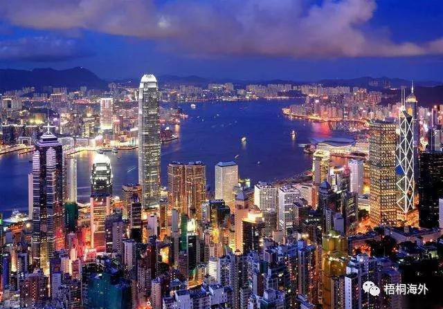 2020年，香港25年来的称号被取代，新加坡成功当选全球最自由经济体！(图1)